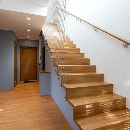 Self-check-in 3 Bedroom With Sauna And Balconies Apartman *