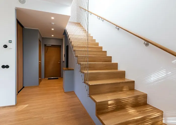 Self-check-in 3 Bedroom With Sauna And Balconies Apartment *