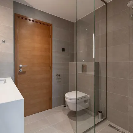 Self-check-in 3 Bedroom With Sauna And Balconies דירה *