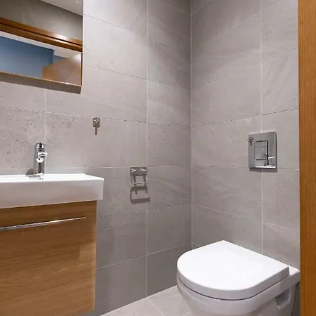 아파트 Self-check-in 3 Bedroom With Sauna And Balconies
